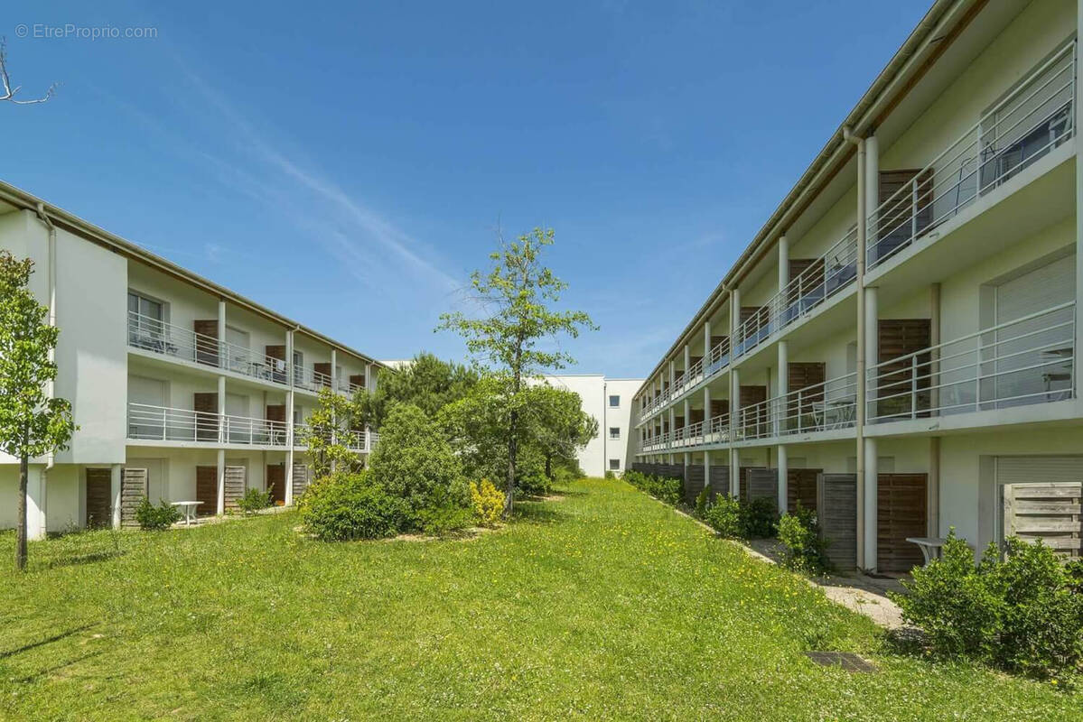 Appartement à SAINT-MICHEL-SUR-ORGE
