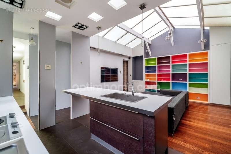 Appartement à PARIS-11E