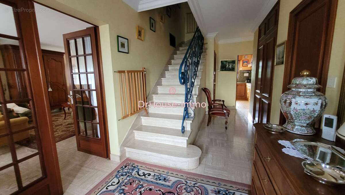 Maison 222 m² à Eysines  - photo 23