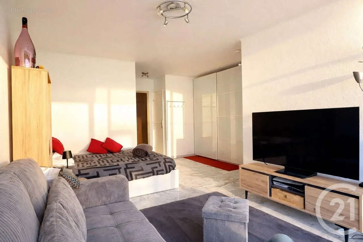 Appartement à ROQUEBRUNE-CAP-MARTIN