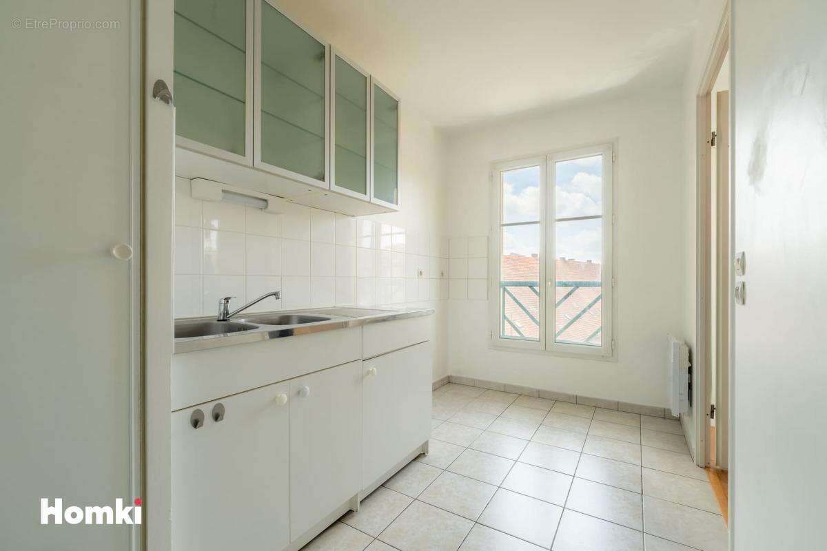 Appartement T3 de 63 m² à Lille 59800, Rue de la Cense aux Blés - photo 5