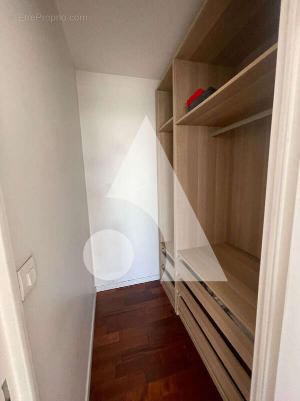 Appartement à SAINT-GRATIEN