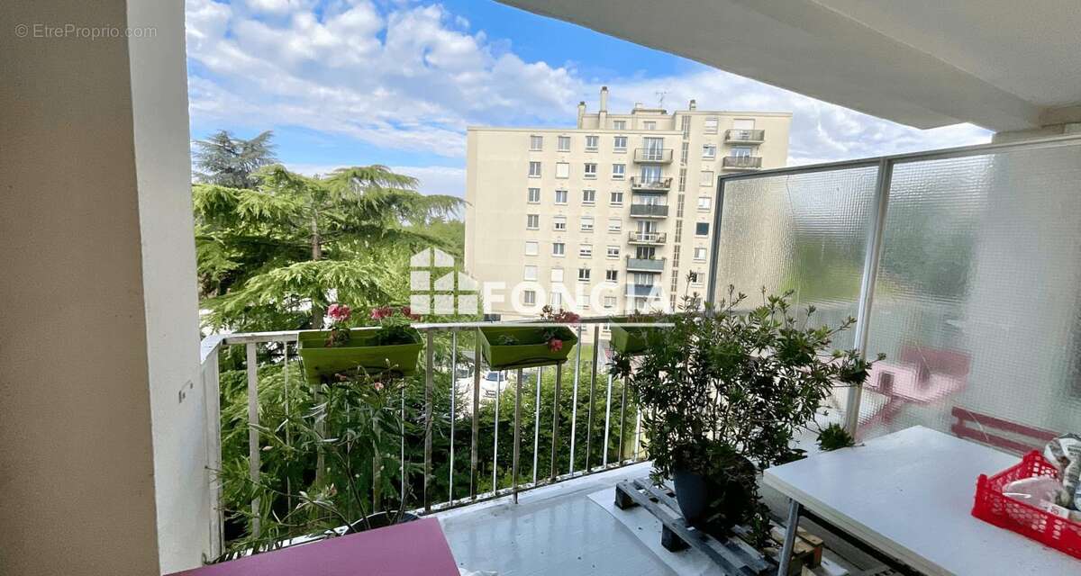 Appartement à OLIVET