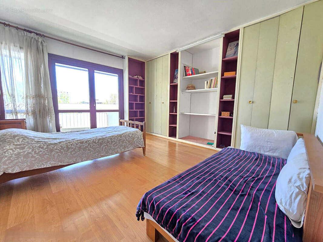 Appartement à RILLIEUX-LA-PAPE