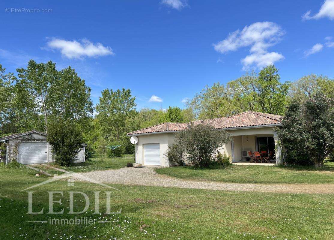 Maison à CASTELJALOUX