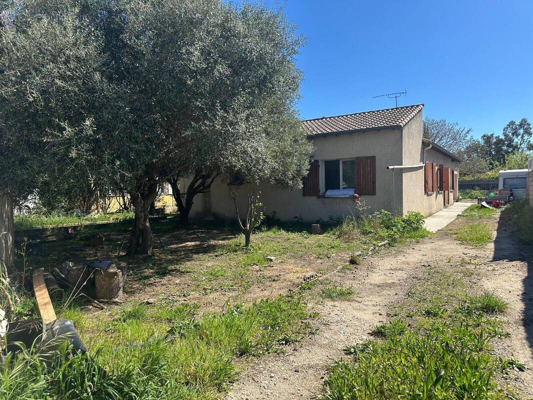 Photo 1 - Maison à LUNEL