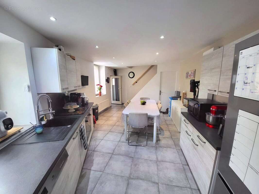 Maison 60 m² à Baslieux  - photo 4