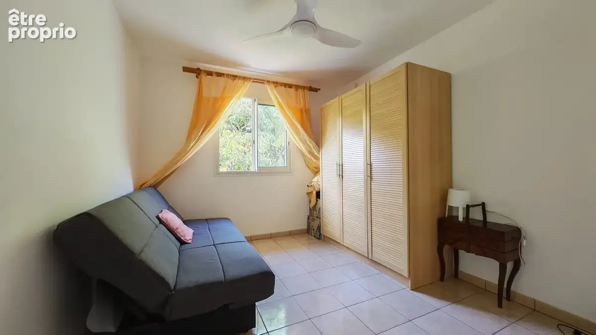 Maison 6 pièces 185 m² à vendre à Saint-Pierre (97410) - photo 6