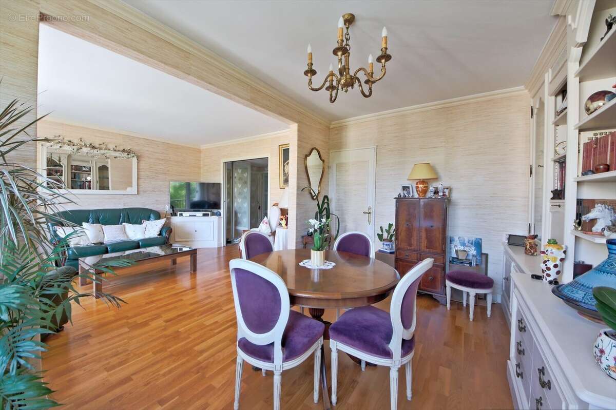 Appartement à BOIS-D'ARCY