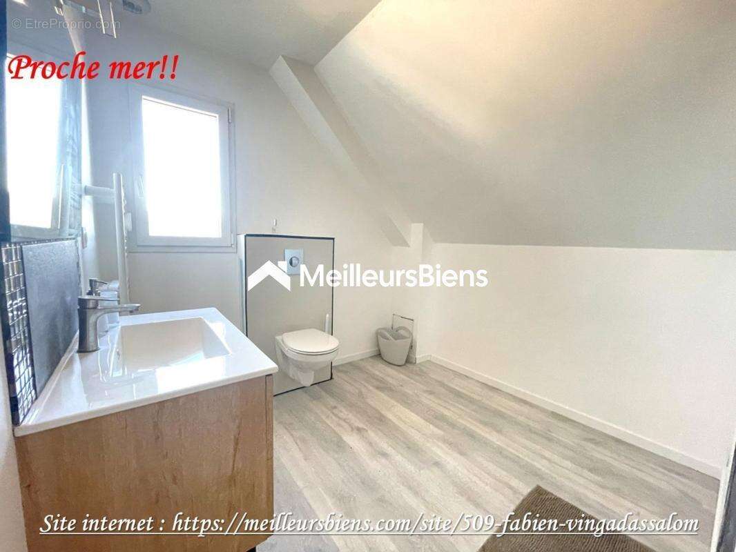 Maison à PLOUGRESCANT