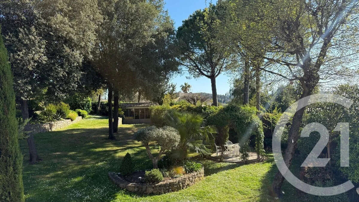 Maison à BIOT