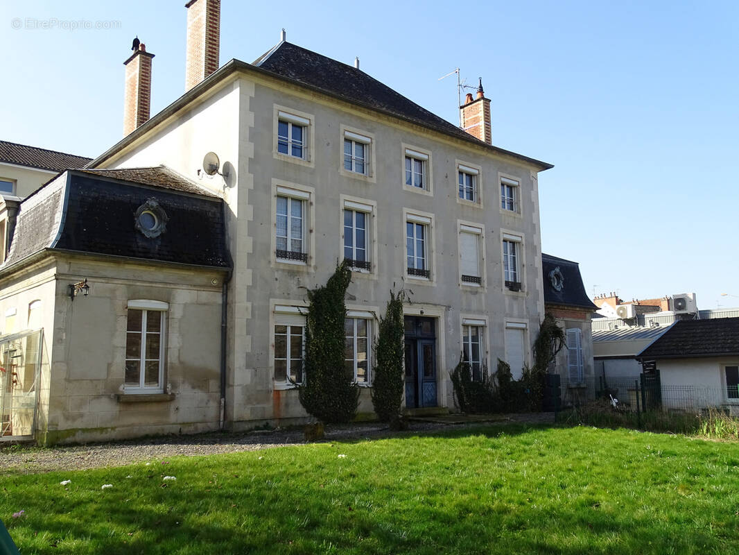 Maison à CHATILLON-SUR-SEINE