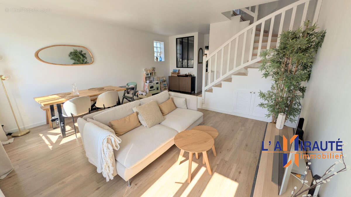 Appartement à HOUILLES