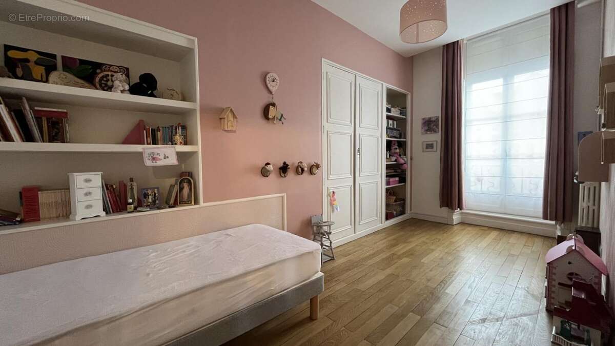 Immeuble de 450 m² à vendre en centre ville d'Autun - photo 11