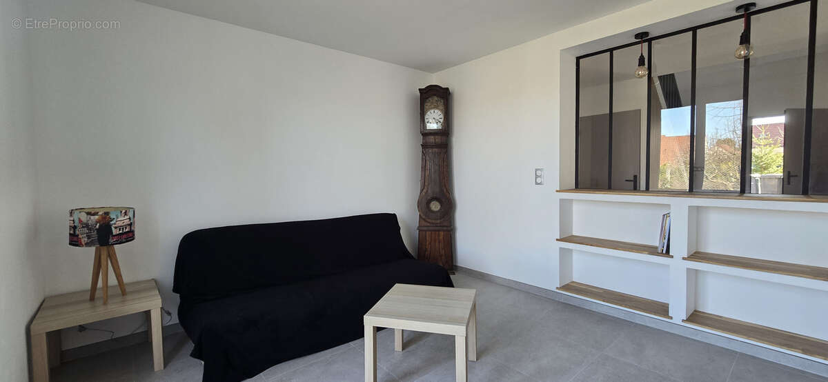 Maison à PERIGNAT-LES-SARLIEVE