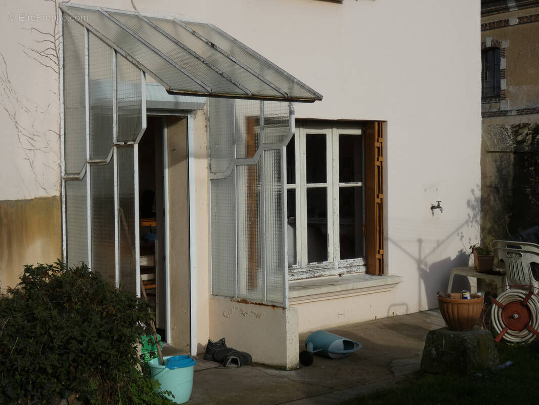 Maison à LONGNY-AU-PERCHE