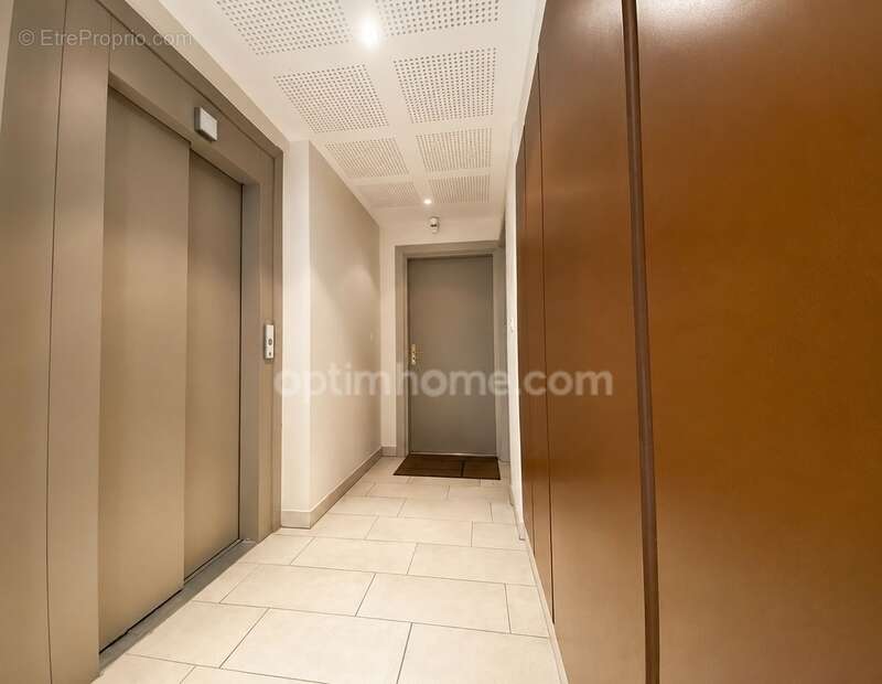 Appartement 2 pièces 53m2 avec garage et terrasse à BALARUC LES BAINS (34) - photo 12