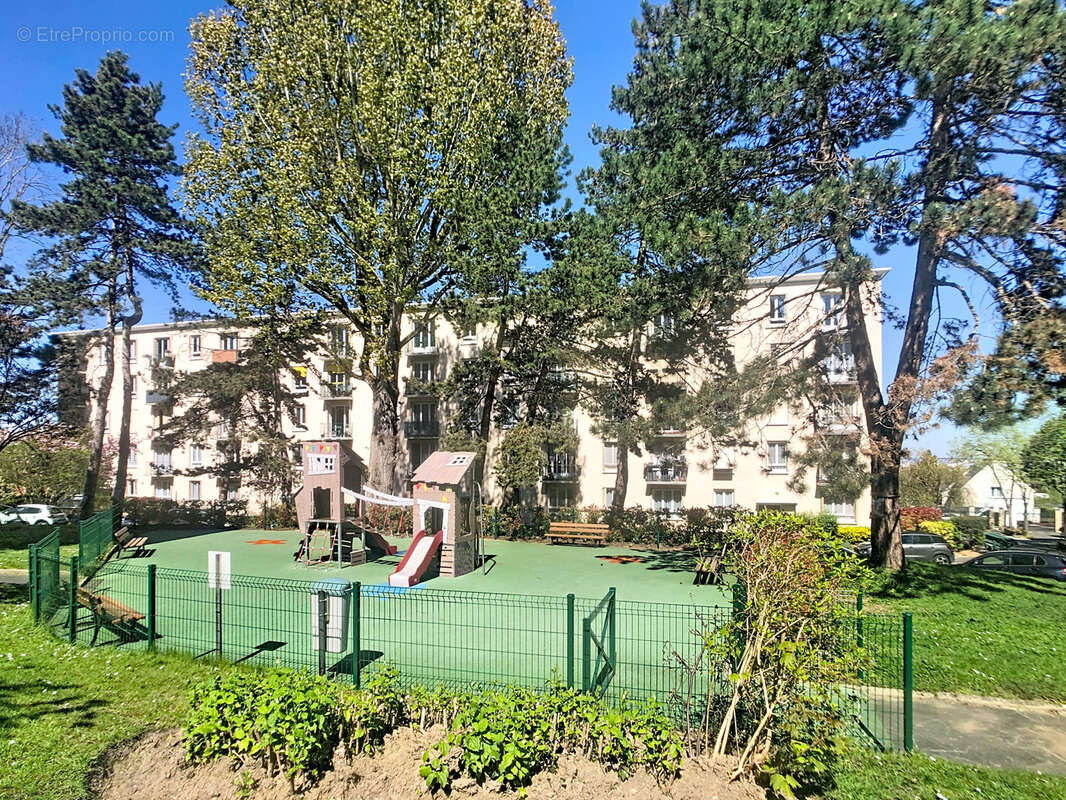 Appartement à RUEIL-MALMAISON