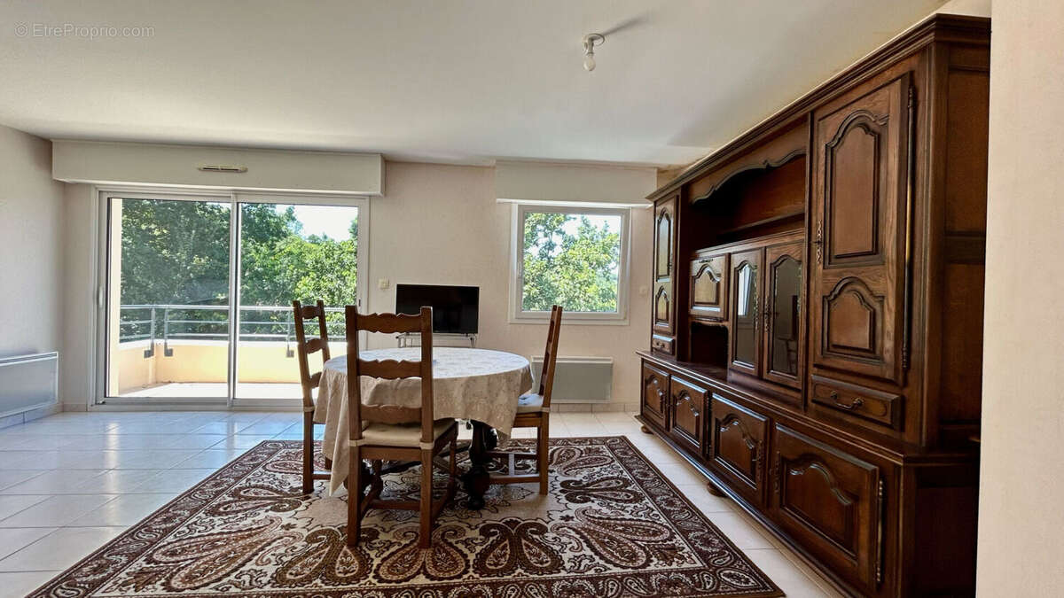 Appartement 73 m² - Centre-ville Quimper - Garage - photo 2