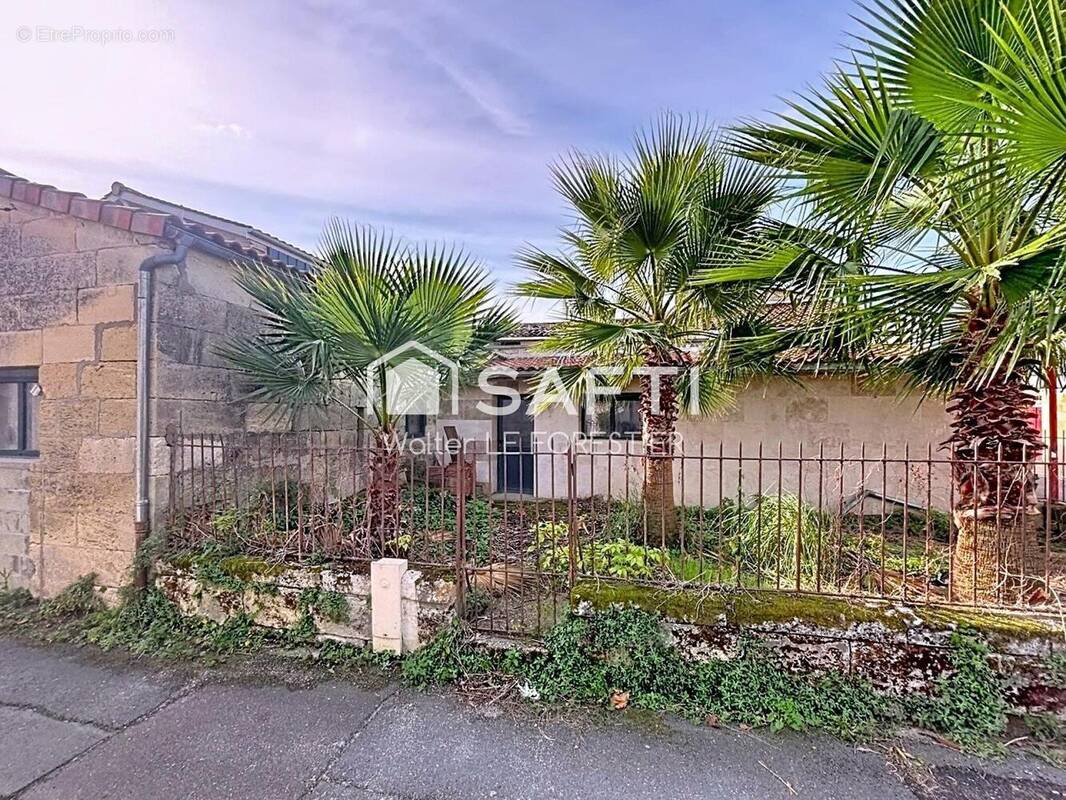 Photo 1 - Maison à SAINT-LOUIS-DE-MONTFERRAND