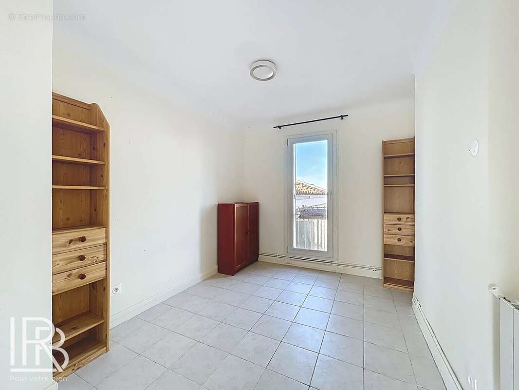 Appartement à MARSEILLE-7E