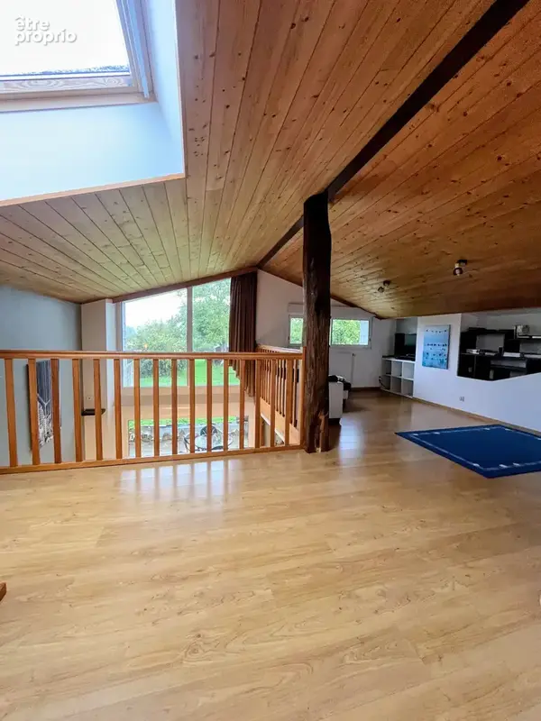 Au Cellier, maison rénovée 138 m2 - 6 pièces sur 4600m2 de terrain - photo 7
