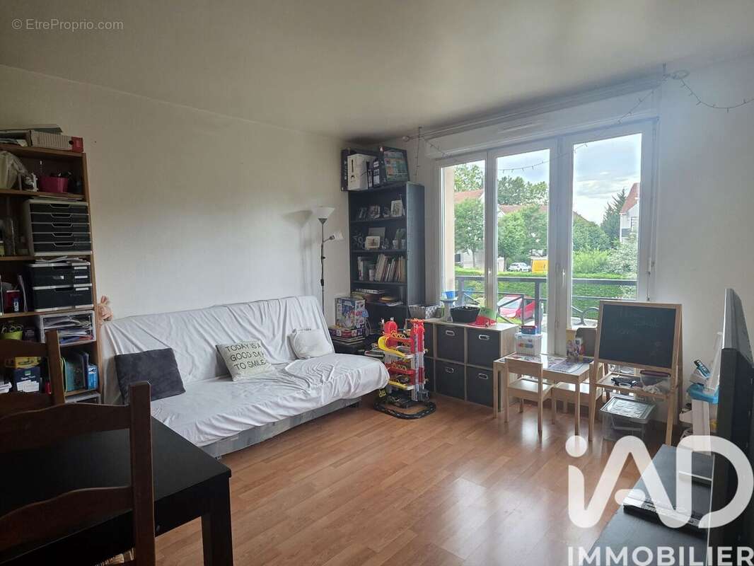 Photo 2 - Appartement à CLAYE-SOUILLY