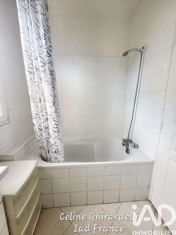 Photo 2 - Appartement à ASNIERES-SUR-SEINE