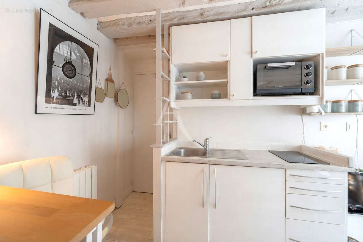 Appartement à PARIS-2E