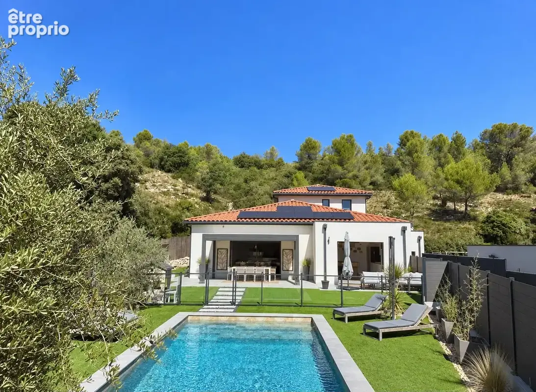 Photo Maison à Saint-Paul-Et-Valmalle au prix de 859 000€