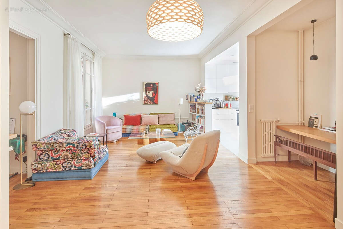 Appartement à PARIS-15E