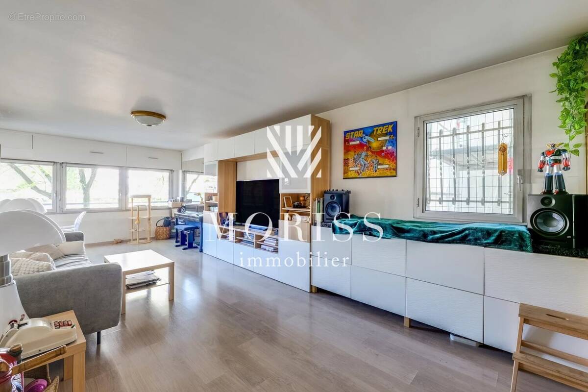 Appartement à PARIS-19E