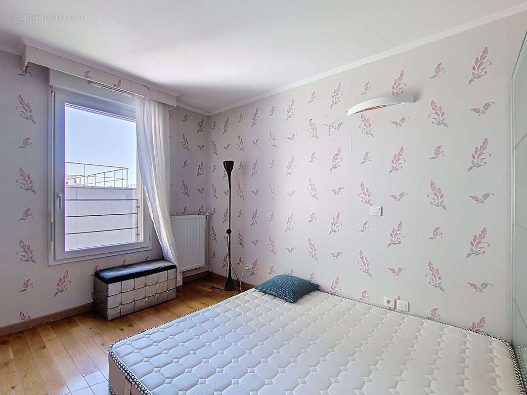 Appartement à SAINT-OUEN