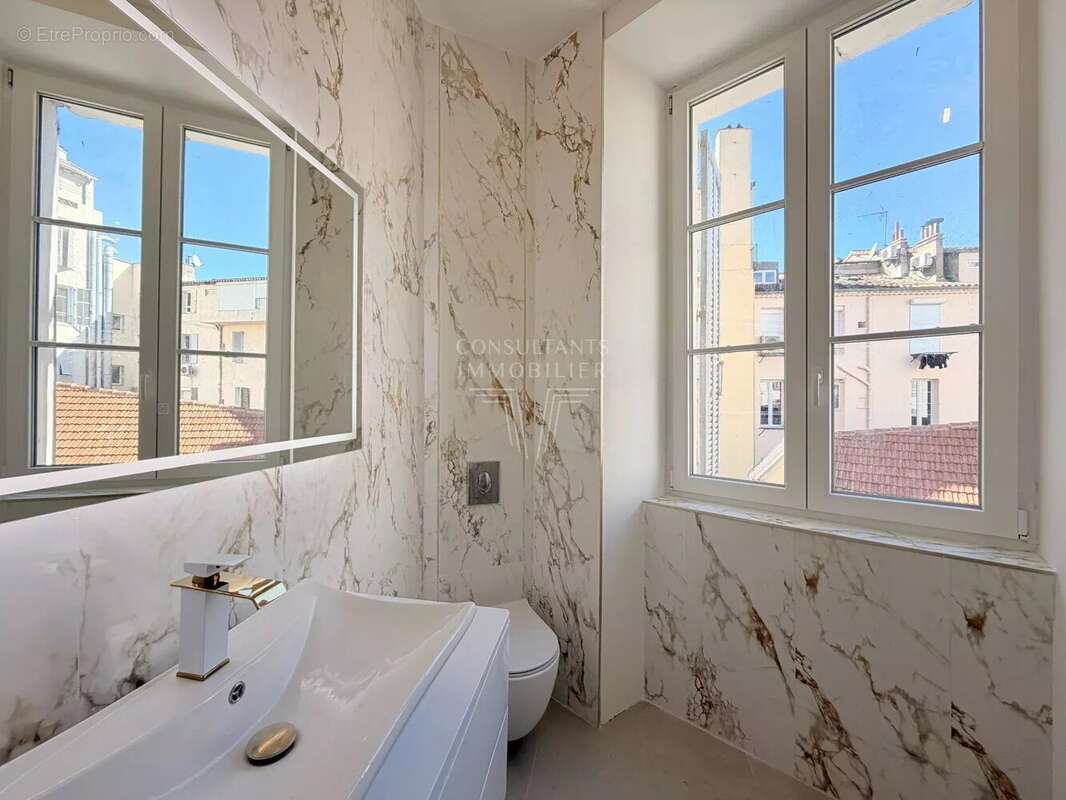 Appartement à CANNES