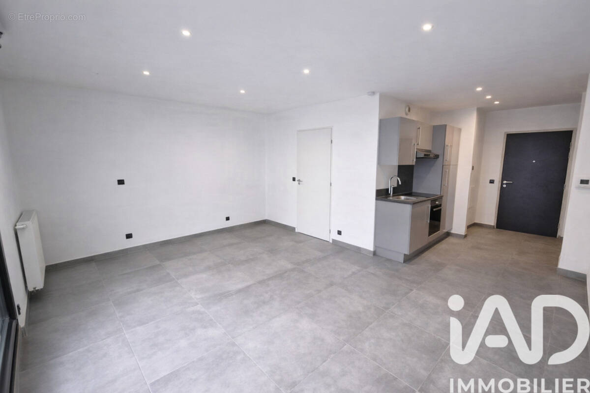 Photo 1 - Appartement à QUINCY-SOUS-SENART