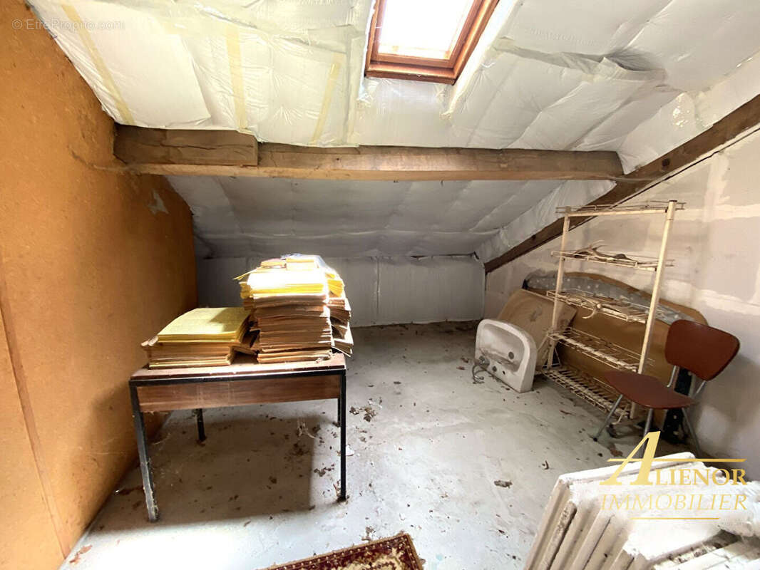 Propriété équestre d'exception sur 42 hectares - vue panoramique et tranquillité absolue! - photo 10