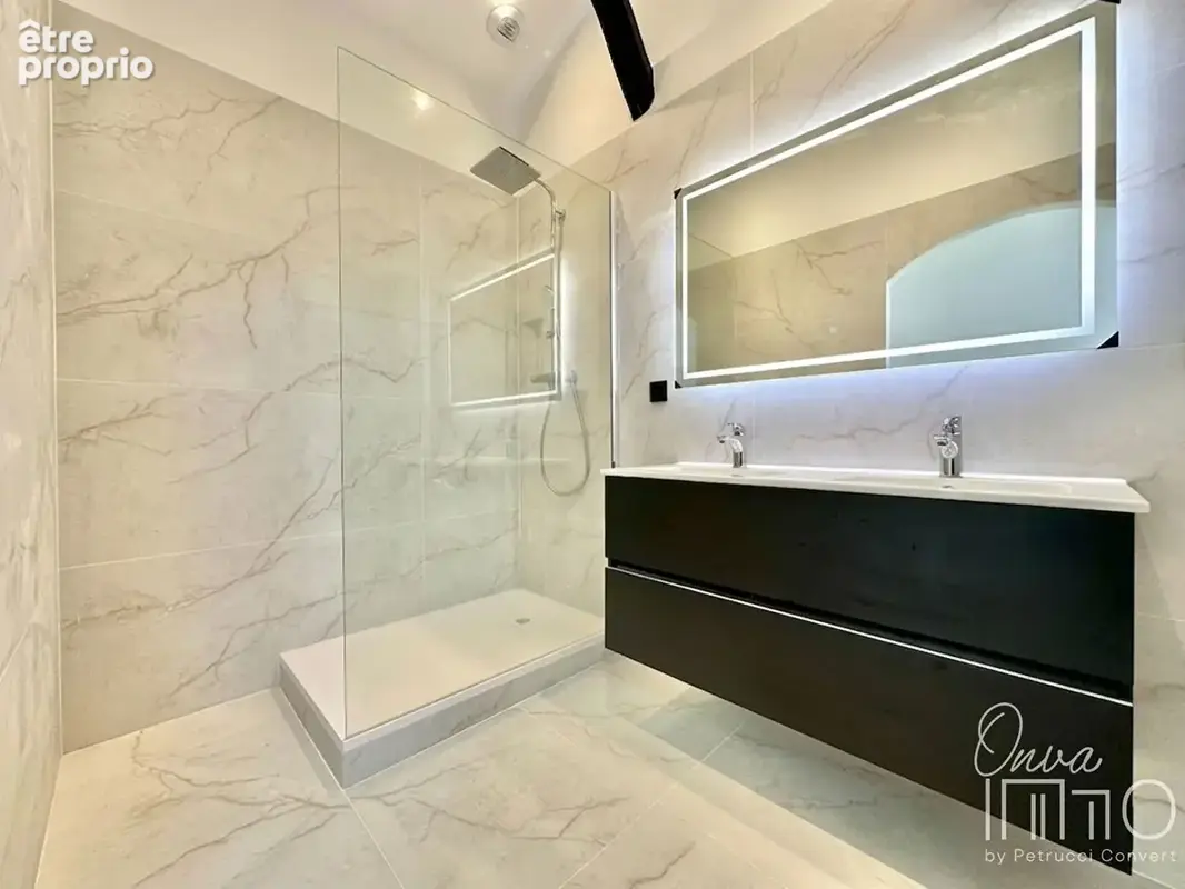 Écully - Maison rénovée de 133 m² avec 4 chambres et jardin privatif de 85 m² - photo 11