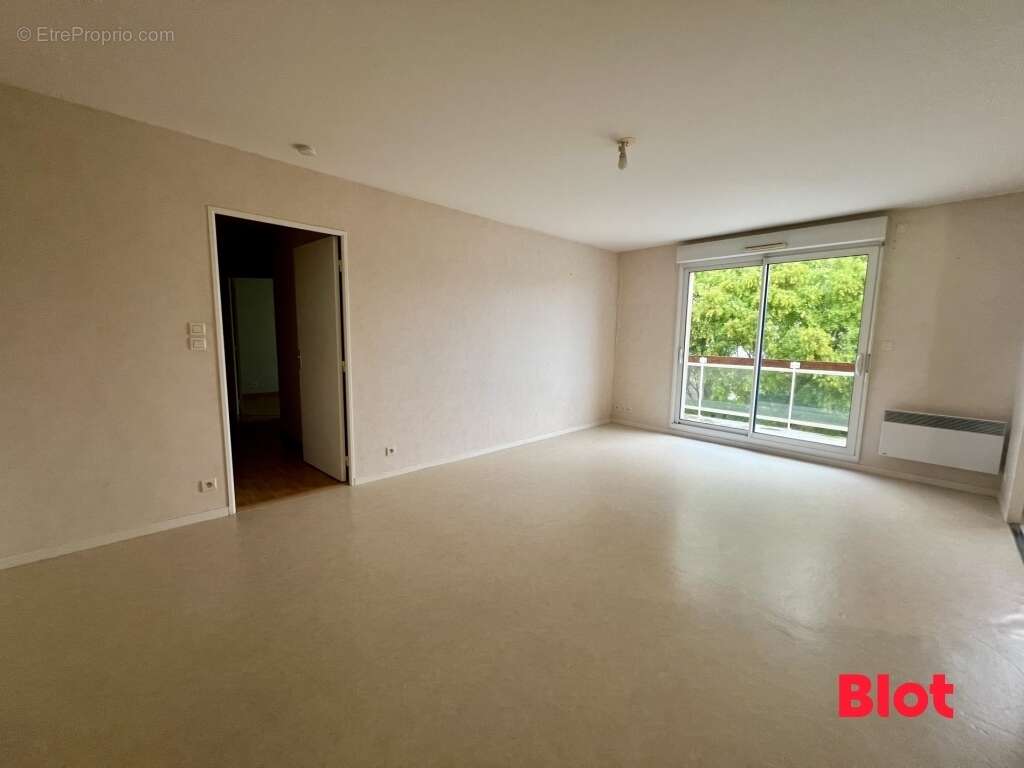 Appartement à MONTAUBAN-DE-BRETAGNE