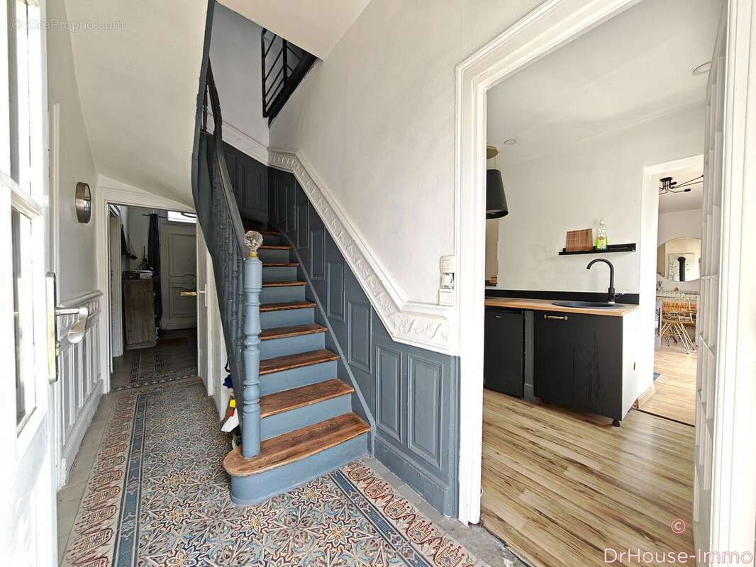 Maison 190 m² à Noeux-Les-Mines  - photo 2