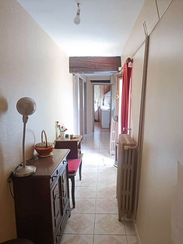 Maison à SANCERGUES