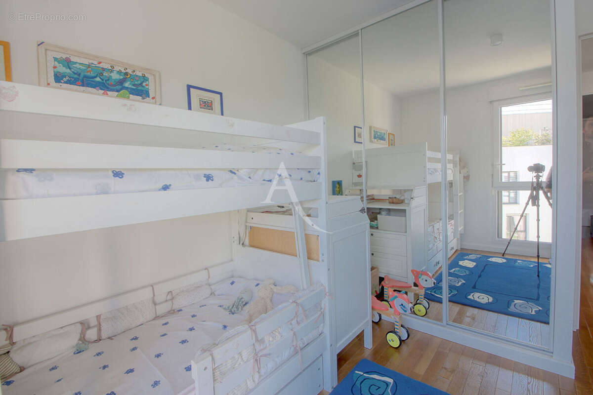 Appartement  5 pièce(s) 88.93 m2 4 chambres + 3 parkings (dont 1 box) - photo 12