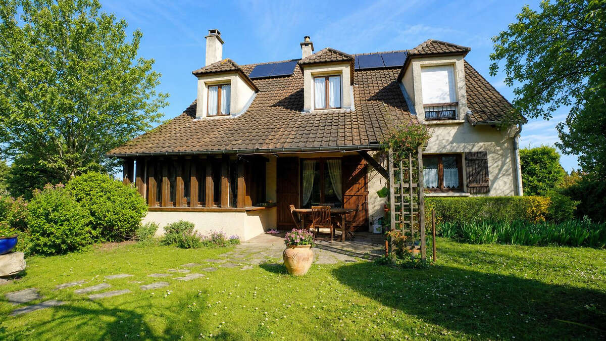 Maison à MEZIERES-SUR-SEINE