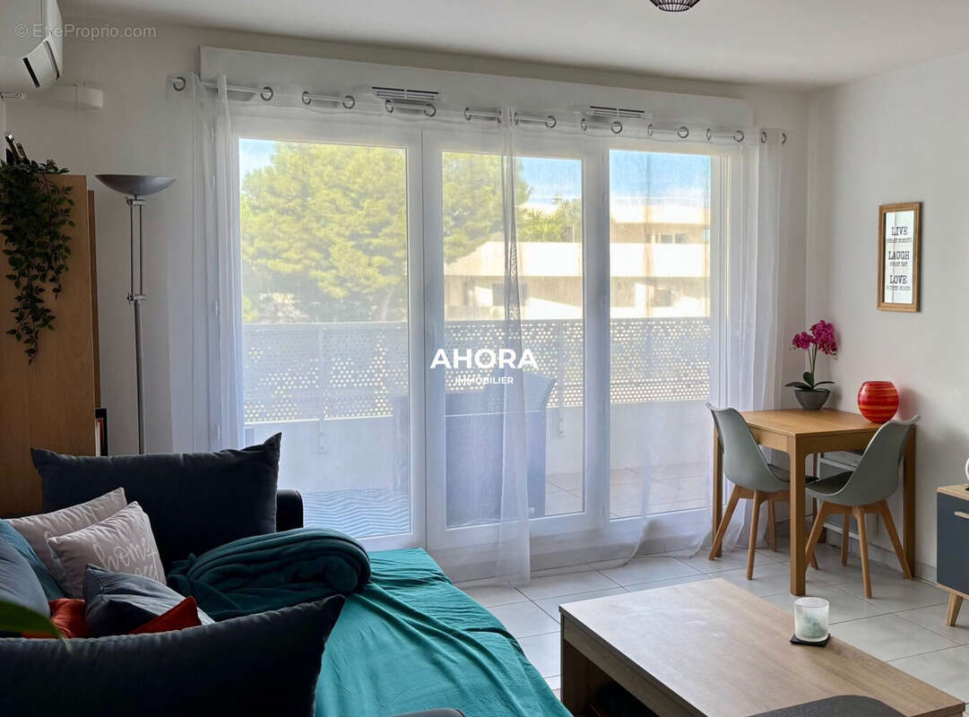 Appartement à MARSEILLE-9E