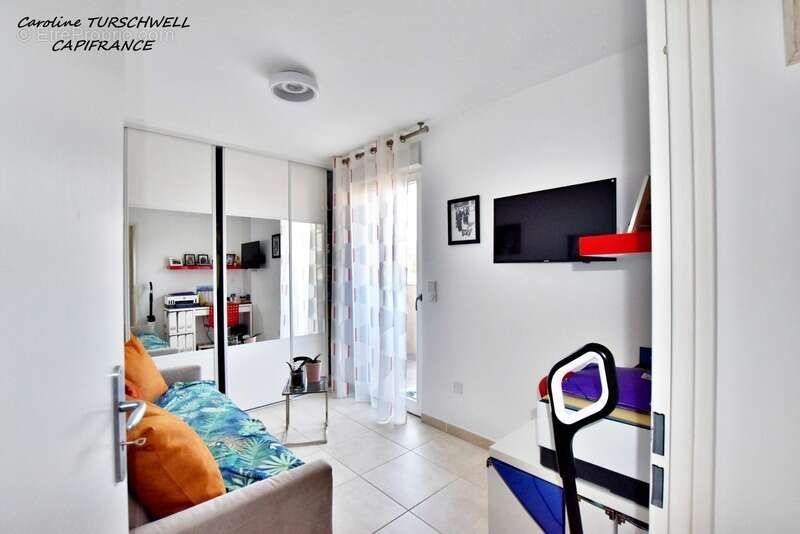 Appartement à SOLLIES-PONT