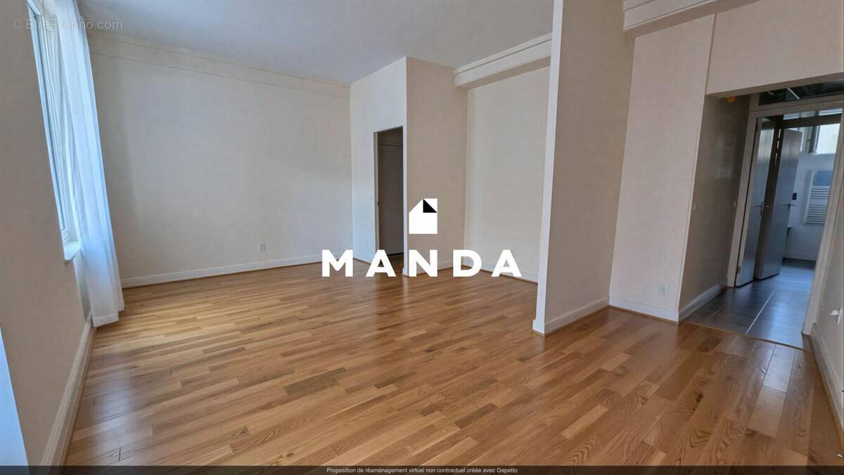 Appartement à PARIS-18E