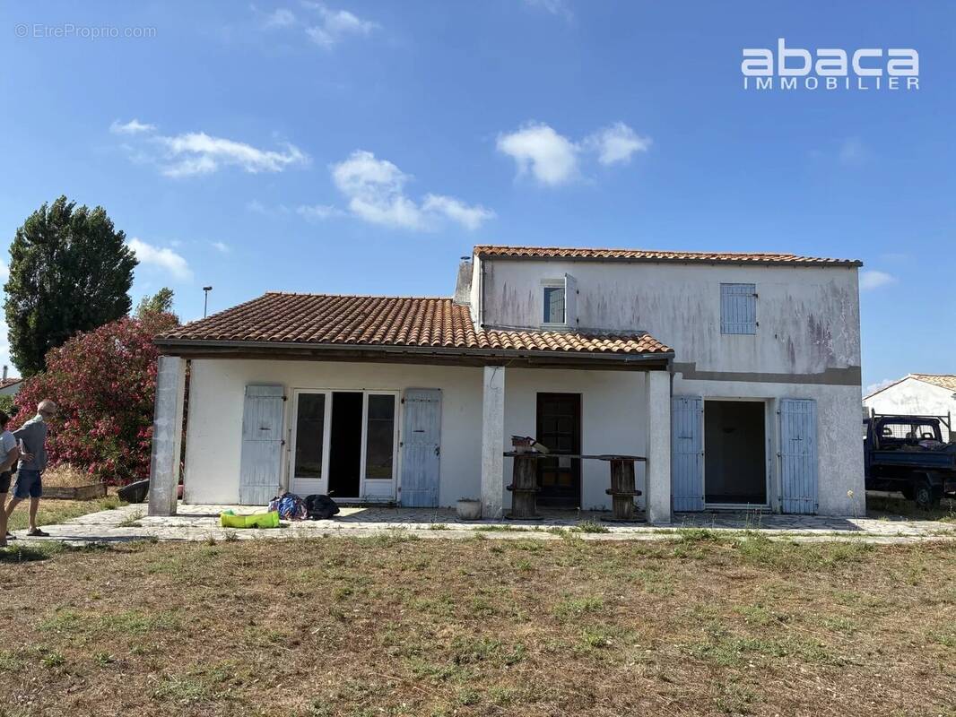 Maison à LE BOIS-PLAGE-EN-RE