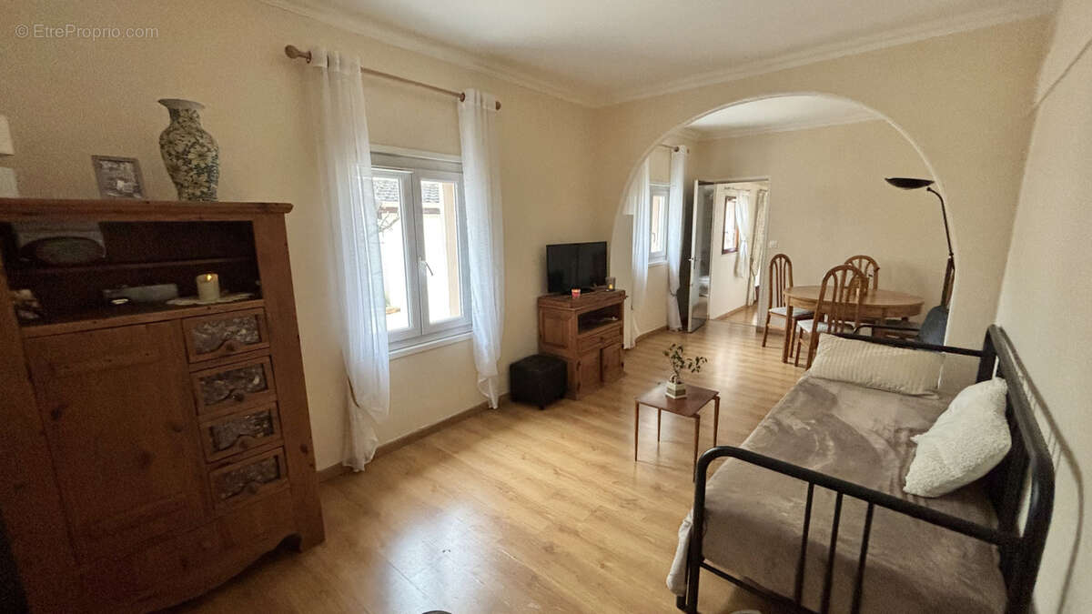 Maison à SAINT-GRATIEN