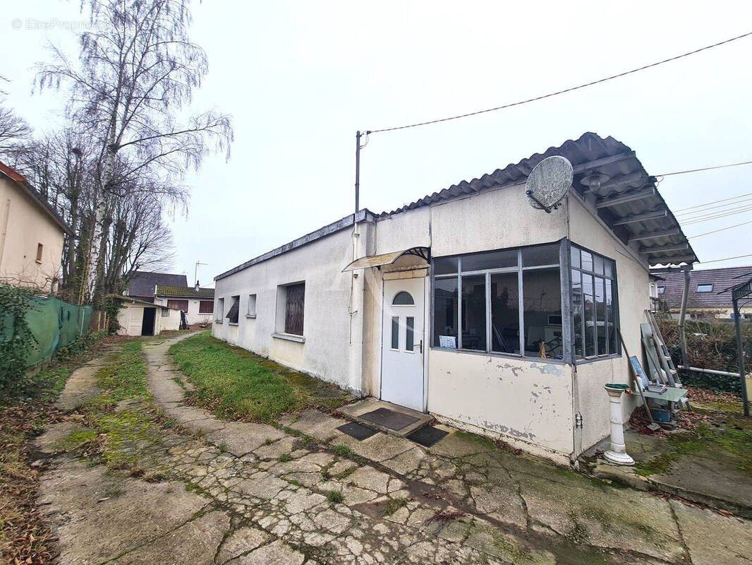 Maison à OZOIR-LA-FERRIERE