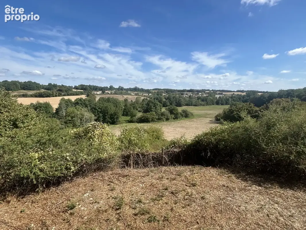 Fermette isolee sur 7 hectares de terrain d'un seul tenant - source - emplacement rare - photo 4