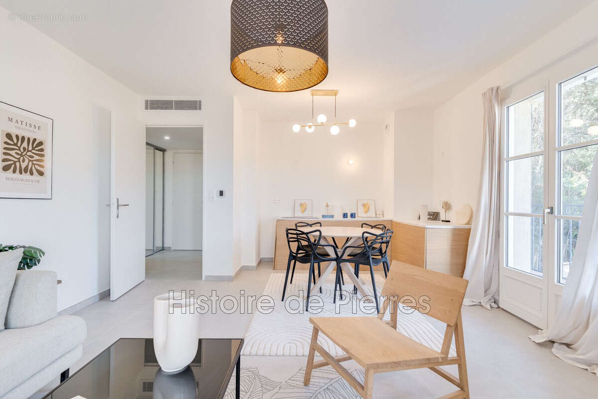 Appartement à GRIMAUD